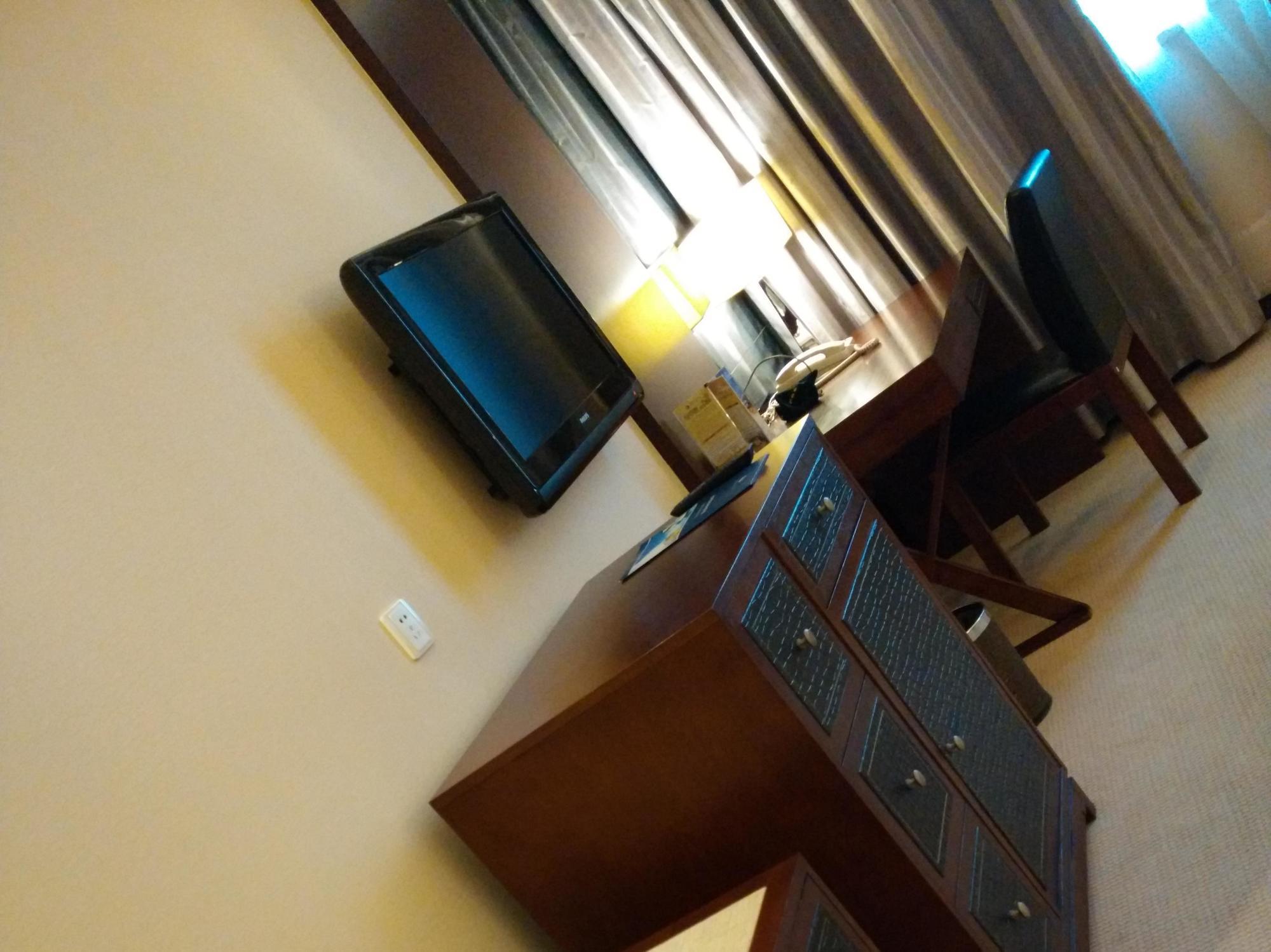 Golden Gulf Jasper Hotel Шаньтоу Екстер'єр фото