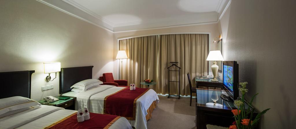 Golden Gulf Jasper Hotel Шаньтоу Екстер'єр фото
