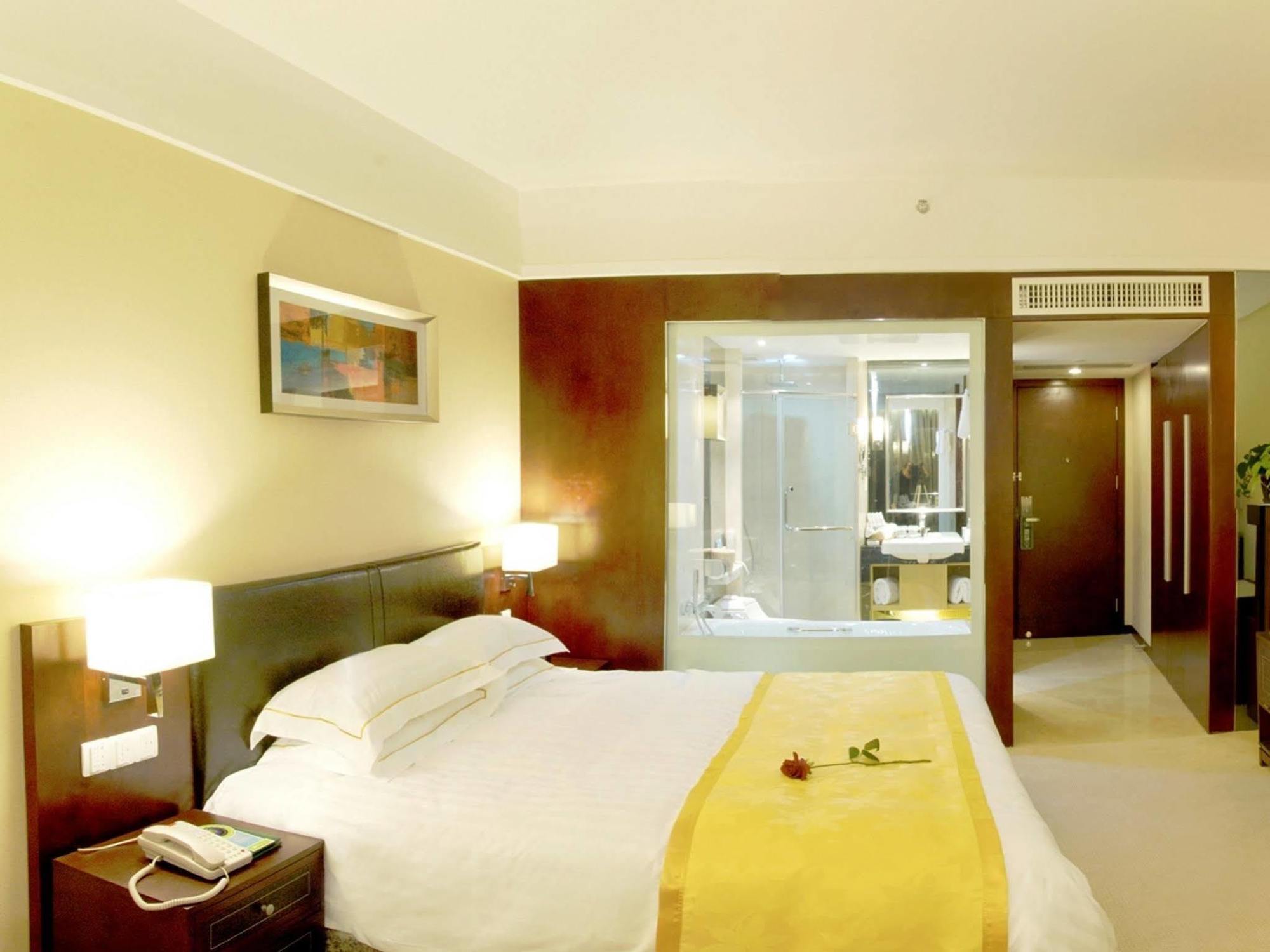 Golden Gulf Jasper Hotel Шаньтоу Екстер'єр фото